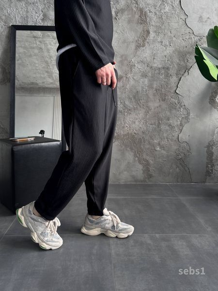 Мужские oversize брюки в рубчик - черные sebs1 фото
